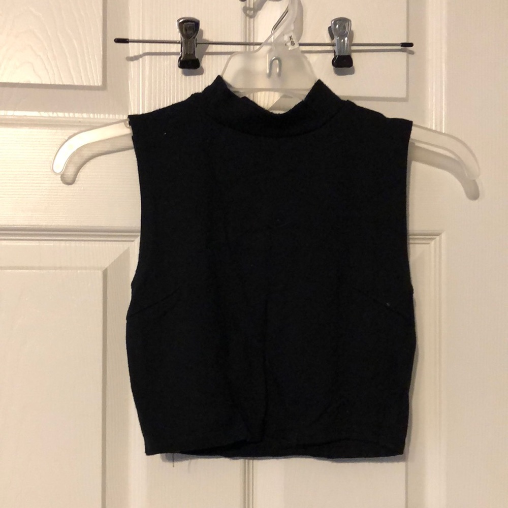 Black mock turtleneck crop top